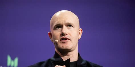 Coinbase Stock Falls After Earnings. Trading Volume Slumps. - Barron's