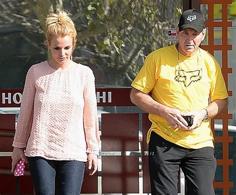 Britney Spears’ Dad Jamie Spears Makes $130K as Conservator