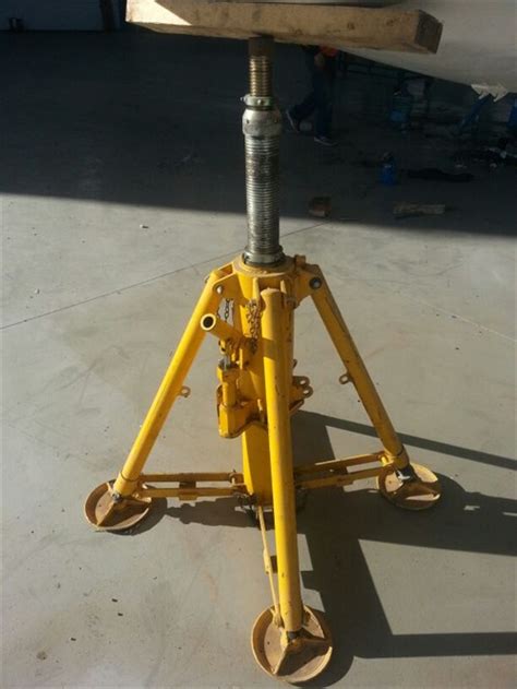 Aircraft jacks for sale