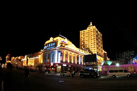 值得一游的满洲里市夜景|图说内蒙|满洲里_凤凰旅游