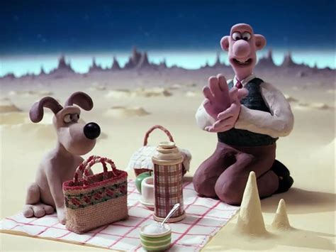 Wallace and Gromit when they went to the moon for cheese : nostalgia