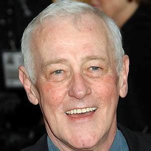 John Mahoney - Trivia, Family, Bio | Famous Birthdays