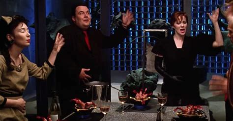 Beetlejuice: The Story Behind the Horror-Comedy's Hilarious "Day-O" Dinner Scene