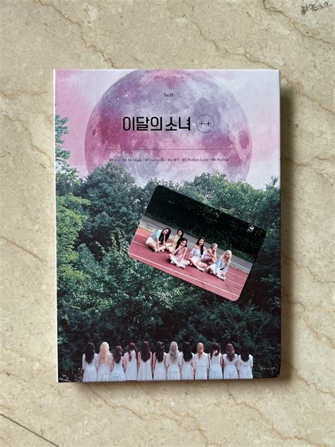 LOONA album with photocard, Hobbies & Toys, Memorabilia & Collectibles, K-Wave on Carousell