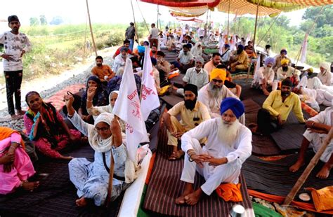 Farmers protest against Farm Laws