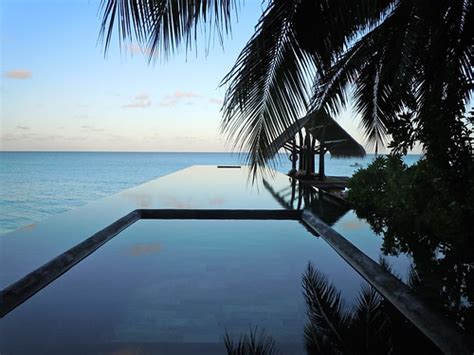 Infinity Pool | The One & Only Resort Reethi Rah. Maldives. … | Flickr