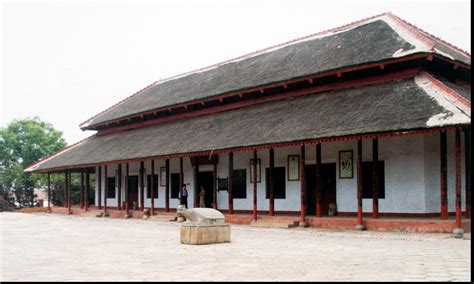 Shang Dynasty Architecture - reconstructed palace at the capital, Yin. | Chinese architecture ...