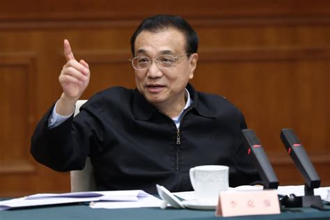 China on high alert for mounting economic headwinds as Li Keqiang meets ...