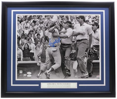 George Brett Signed Royals "The Pine Tar Incident" 16x20 Custom Framed ...