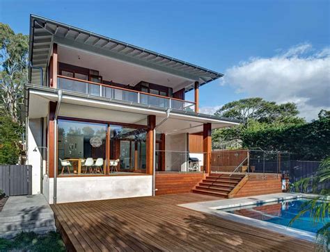 Australian Home With Spotted Gum Wood Details and Pool | Modern House Designs