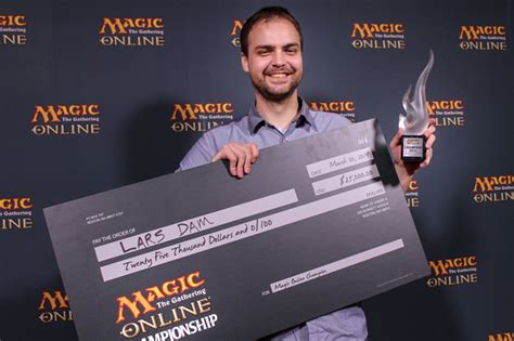 2014 Magic Online Championship in Seattle | MAGIC: THE GATHERING