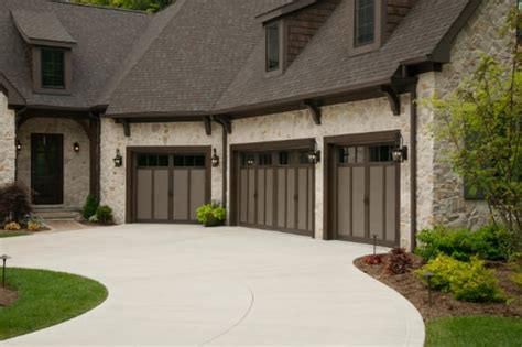 Residential Garage Doors | Wayne Garage Door - Professional Service