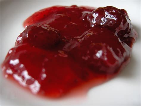 File:Strawberry jam on a dish.JPG - Wikipedia