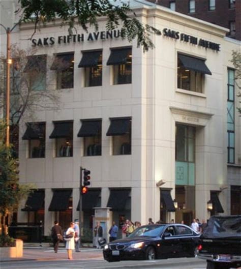 Saks Fifth Avenue - Shoe Stores