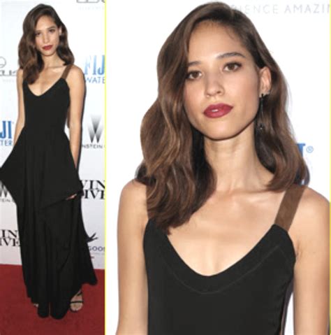 Kelsey Asbille (Yellowstone) : r/CelebsWithPetiteTits