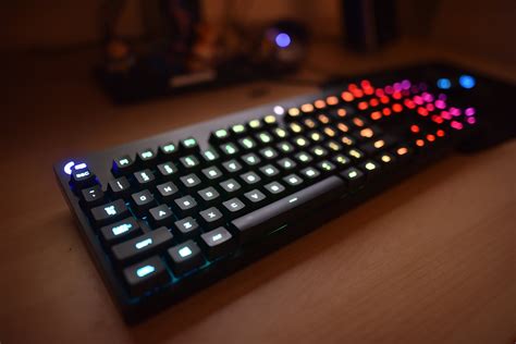 Logitech G810 Orion Spectrum Gaming Keyboard Review - IGN