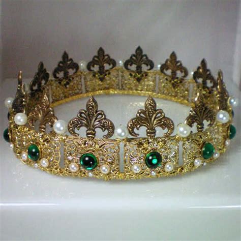 Anne Boleyn crown Royal Crowns, Royal Tiaras, Crown Royal, Tiaras And ...