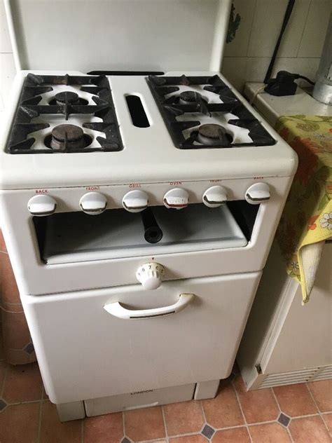 FREE Vintage Gas Cooker | in Brentwood, Essex | Gumtree