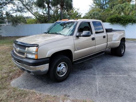 2004 Chevrolet Silverado 3500 - Information and photos - MOMENTcar