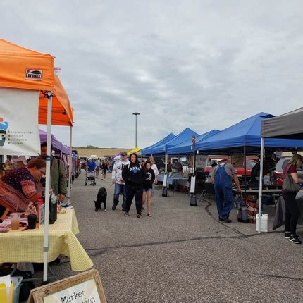 Community collaboration at the heart of farmers markets | Center For Rural Affairs - Building a ...