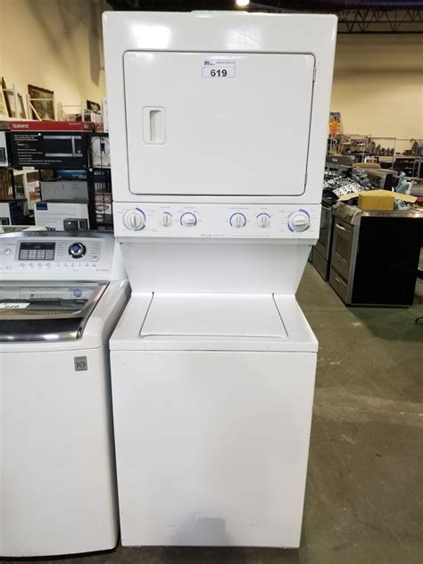 WHITE FRIGIDAIRE GALLERY SERIES COMMERCIAL HEAVY DUTY WASHER/DRYER UNIT ...