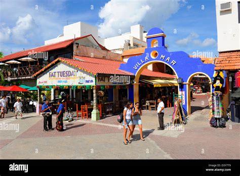 Shopping Area Cozumel Mexico Cruise Ship Port Stock Photo - Alamy