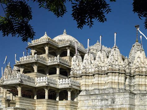 Ranakpur Temple | Location, Architecture, Places & Best Season to visit