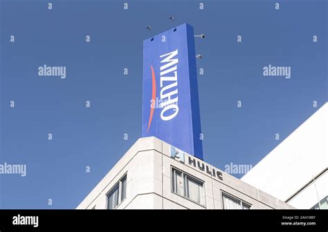 Mizuho bank logo hi-res stock photography and images - Alamy