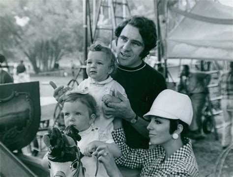 Beautiful Photos of Joan Collins and Her Husband Anthony Newley During ...