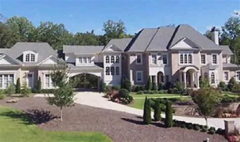 Usher's house profile - Roswell, Georgia home photos - Usher rare facts ...