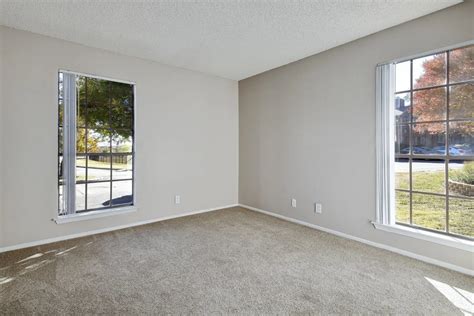 Silver Oaks - 7585 Ingram Rd | San Antonio, TX Apartments for Rent | Rent.