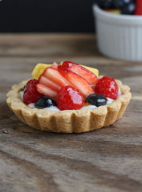 How to Glaze a Fruit Tart | Dessarts