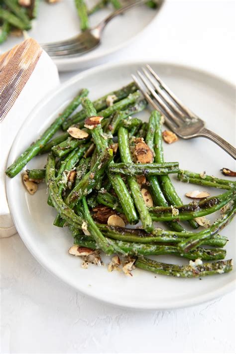 Oven Roasted Green Beans Recipe with Garlic and Parmesan - The Forked Spoon
