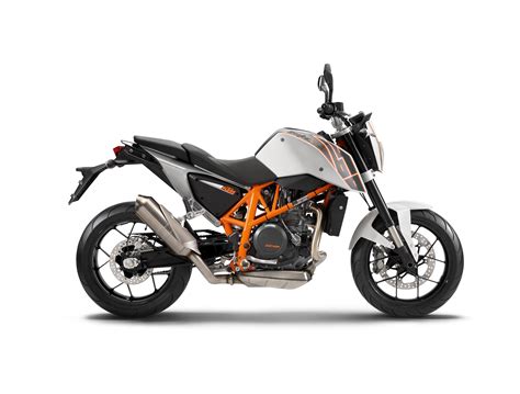 Hell Freezes Over as the KTM 690 Duke Comes to the USA - Asphalt & Rubber