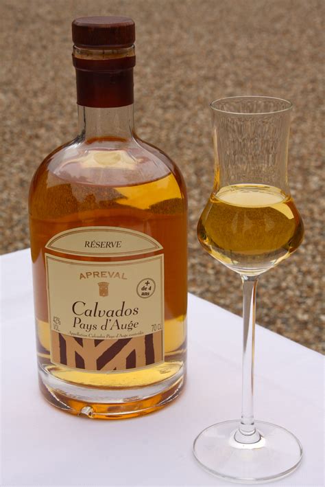 One of the best cider of Normandy is in Honfleur! | A DAY A TASTE