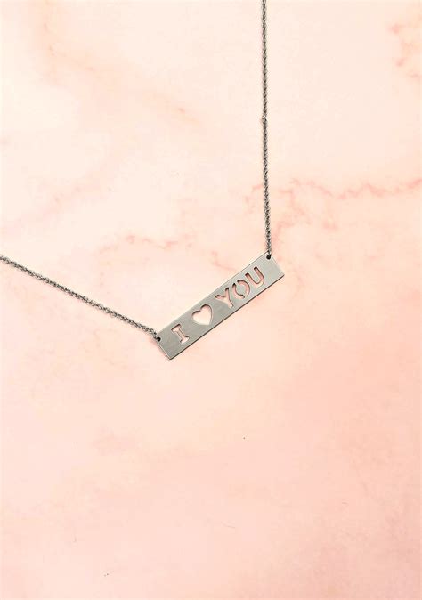 I Love You Pendant Necklace – Blue Box Boutique