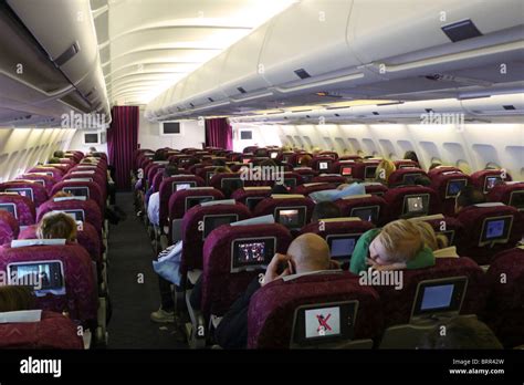 Aeroplane interior showing rear seats hi-res stock photography and ...