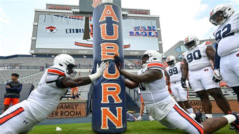 Auburn Football: The best images from Saturday’s open practice