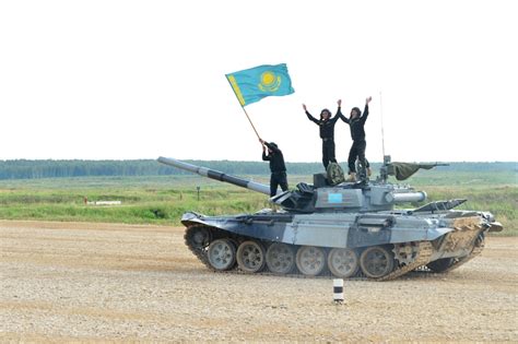 Kazakhstan’s Armed Forces Team Ranked Second at 2016 International Army Games