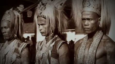 TRAGEDI SAMPIT,, DARI SOSOK PANGLIMA BURUNG HINGGA TRADISI KAYAU SUKU DAYAK - YouTube