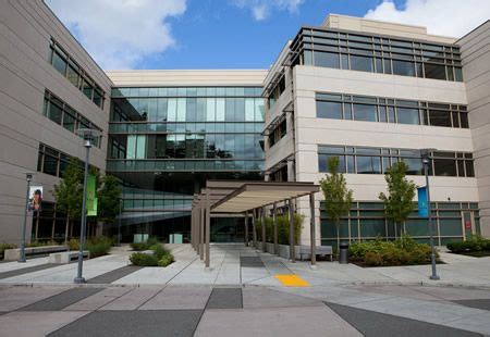 microsoft campus photos | ... : Microsoft sign outside Building 99 on the Microsoft Redmond ...