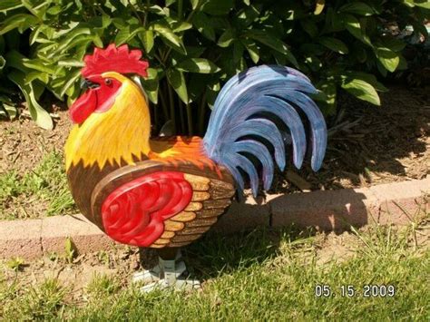 My prize winning rooster pattern winfield collection | Wood animal, Winfield collection, Yard art