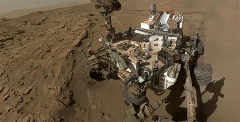 Curiosity Rover Takes Mars Selfie On First Birthday - SlashGear