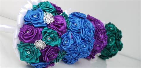 I made ribbon flower bouquets for my sister's wedding. Quite pleased ...