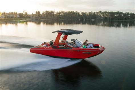 Explore the 2023 Nautiques! | Nautique Boats