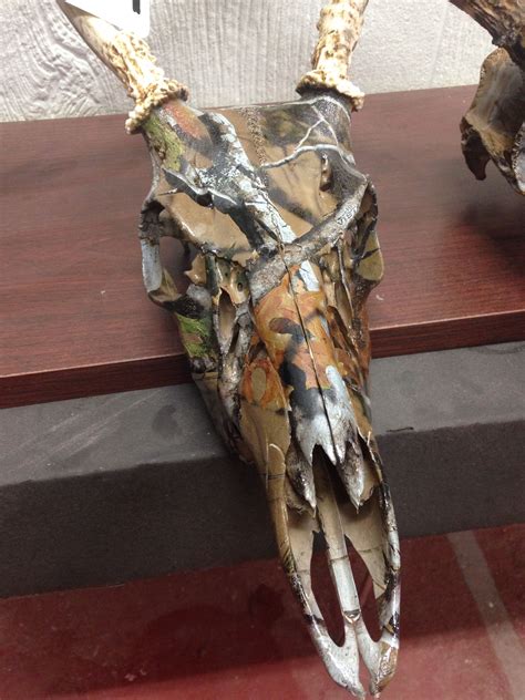 Whitetail skull dipped in Next Vista camo | Deer skull art, Deer skulls ...