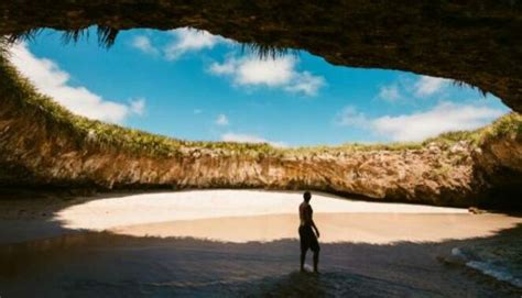 Amazing Hidden Beach, Mexico - Virily