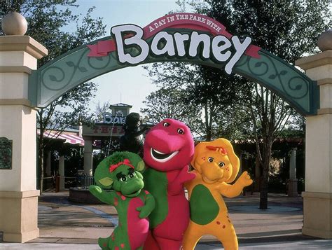 The history of Barney at Universal Orlando - Theme Park Tribune ...