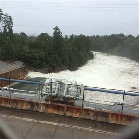 SCE&G releases water from Lake Murray Dam Sunday morning