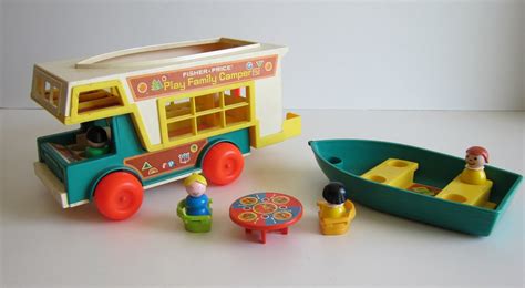 Fisher Price Play Family Camper Vintage LIttle People 1972 994